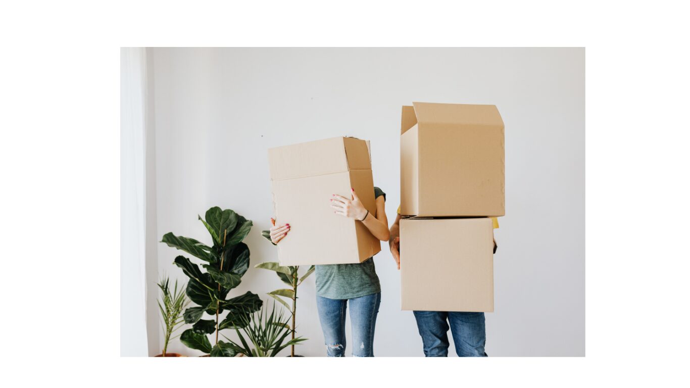 資産形成　サラリーマン　会社　転勤　異動　引越　家具　ミニマリスト　断捨離　単身赴任